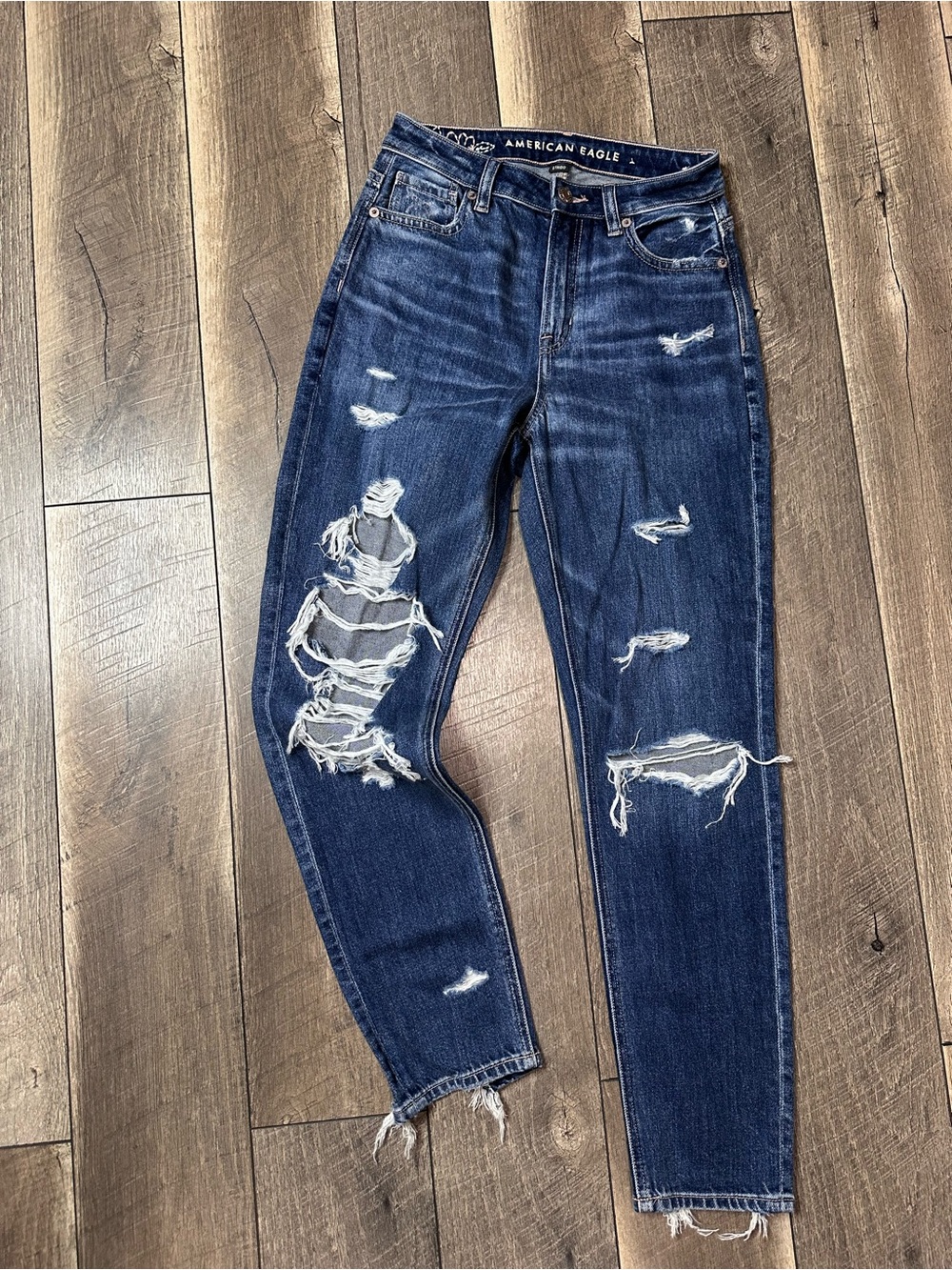 American Eagle Mom Jeans